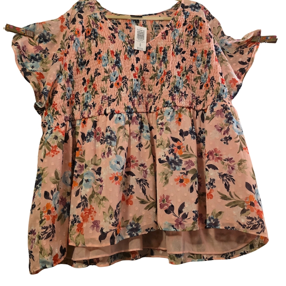 NWT Torrid 5X White and Pink Ruffled Peplum Blouse